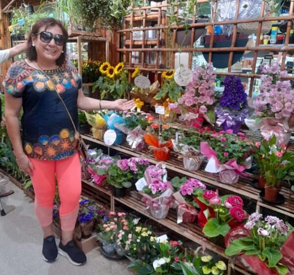 Octubre Rosa: un doble diagnóstico de cáncer de mama hizo que Edith se aferrara más a la vida - Gente - ABC Color