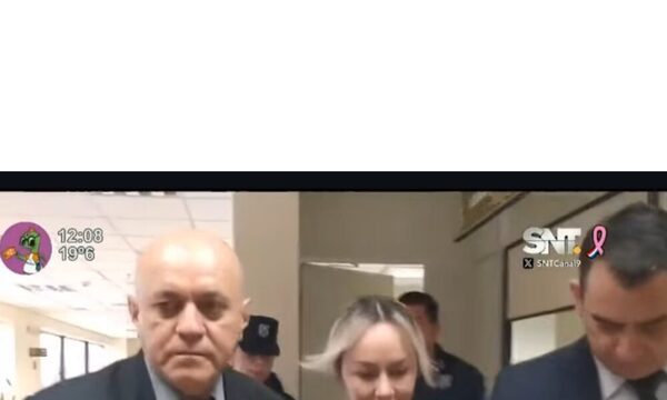 Anadelia y otros acusados por estafa de ANDE dieron la cara en el juzgado pero “cerraron el pico”