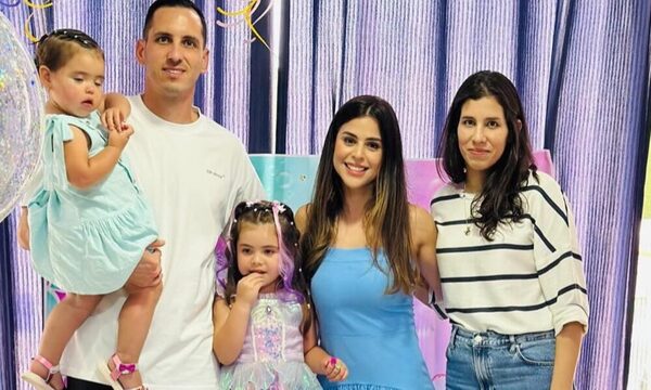 [GALERÍA] Luego de festejar la victoria Albirroja, “Gatito” festejó el cumple de su “Gatitinha”