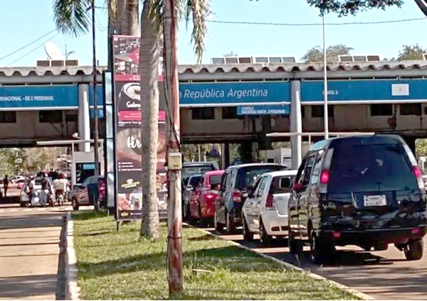 Buscan reglamentar el comercio en ciudades fronterizas de Argentina - La Clave