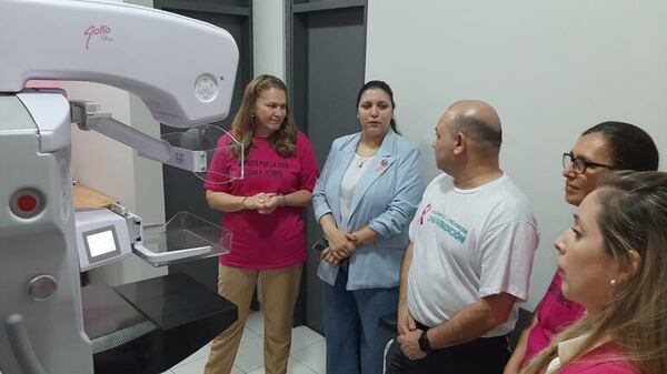 María Teresa Barán anuncia la instalación de 56 mamógrafos en el sistema de salud pública del país - Nacionales - ABC Color