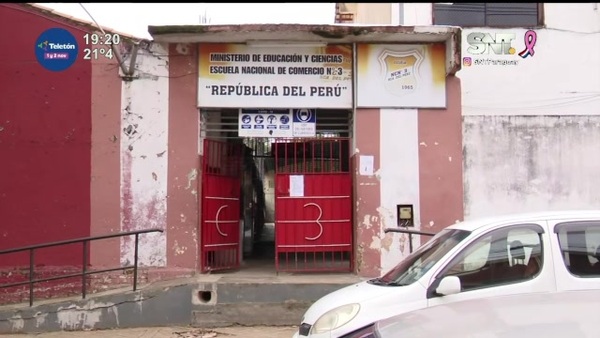Robaron por octava vez una escuela en Sajonia - SNT