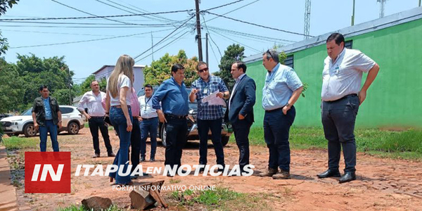 YACYRETÁ CONCLUYE EMPEDRADOS EN CONJUNTOS HABITACIONALES DE ENCARNACIÓN - Itapúa Noticias
