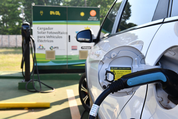 Este lunes arranca la segunda capacitación sobre vehículos eléctricos - ADN Digital