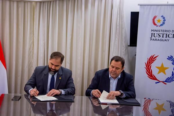 Alianza permitirá agilizar emisión de certificados y liberación de costos a connacionales - .::Agencia IP::.