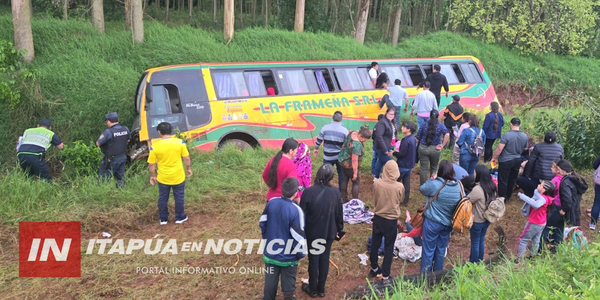 ÓMNIBUS CON DELEGACIÓN DE LA PAZ SUFRE GRAVE ACCIDENTE SOBRE RUTA PY07 - Itapúa Noticias