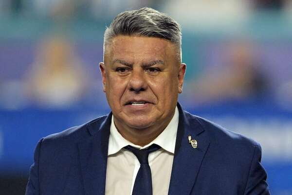 Gobierno amenaza a la AFA y a su presidente “Chiqui” Tapia - Fútbol Internacional - ABC Color