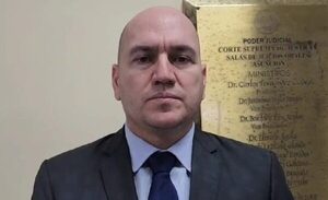 Fiscal advierte riesgo de una “favelización” en territorios controlados por grupos criminales