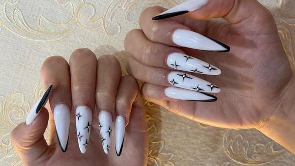 Uñas extralargas: Cómo hacen "laschi" para ir al baño y otras actividades