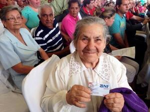 Avanzó ley de adultos mayores