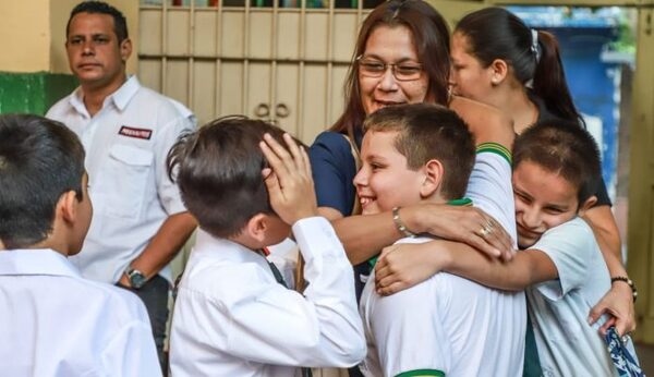Más de 11.100 profesores rendirán para formar parte del Banco de Docentes Elegibles • PARAGUAY TV