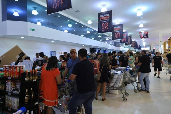 Realización del Black Friday genera buen movimiento en el sector comercial