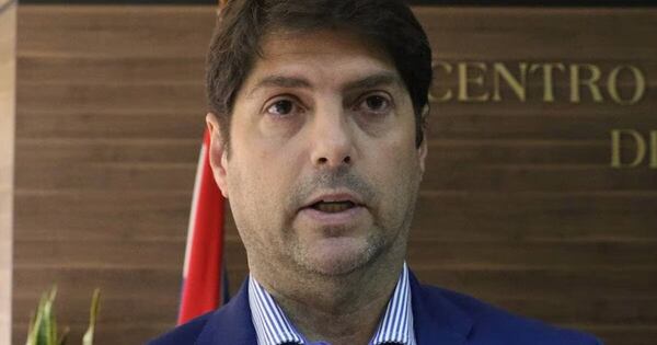 La Nación / Importadores preocupados por suba del dólar: costos seguirán aumentando