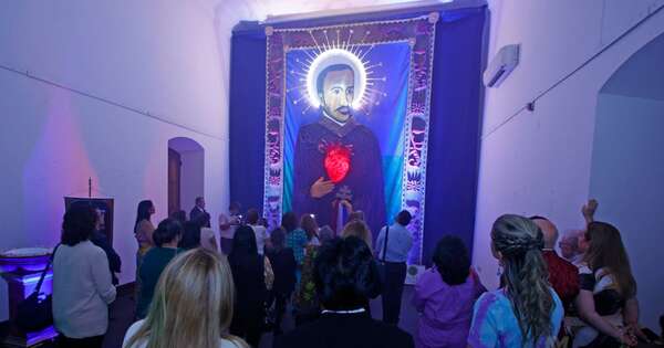 La Nación / Una experiencia multisensorial en torno a la figura del santo paraguayo