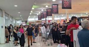 La Nación / Auge del turismo de compras en PJC