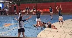 La Nación / Estudiante de 15 años falleció mientras jugaba handball en intercolegial de San Ignacio