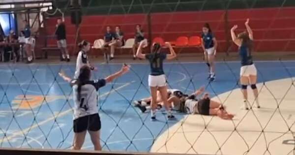 La Nación / Estudiante de 15 años falleció mientras jugaba handball en intercolegial de San Ignacio