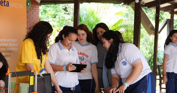 Diario HOY | Estudiantes y docentes se capacitan con tecnología e innovación