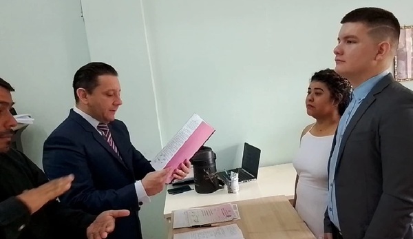 Emotivo casamiento en lengua de señas se realizó en Ciudad del Este - OviedoPress