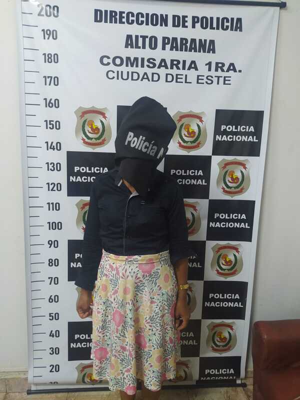 Detienen a brasileña al intentar ingresar celular oculto en la cárcel de Ciudad del Este - ADN Digital