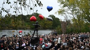 Tras muerte de Liam Payne, fanáticos de todo el mundo rinden homenaje al ex One Direction