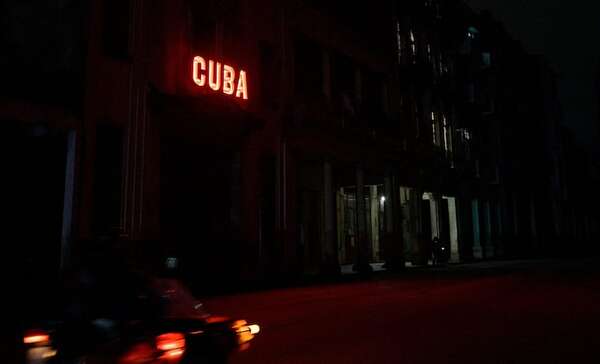Cuba: por apagón y huracán Óscar, el Gobierno suspende toda actividad laboral por tres días más - Mundo - ABC Color