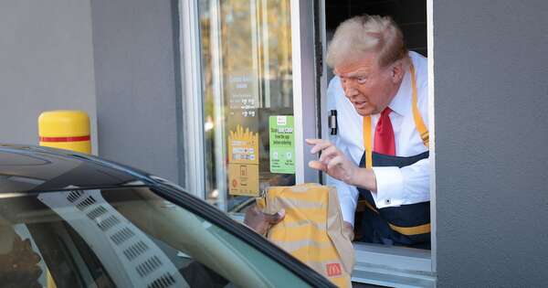 La Nación / Trump se hizo empleado de una cadena de hamburguesas