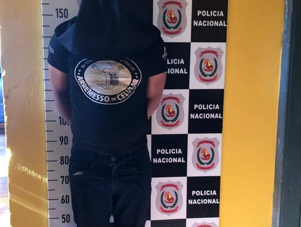 Pidió a amigos de su pareja que se retiraran de la casa y fue apaleada