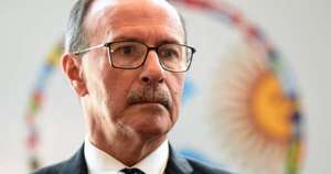 La Nación / “FF. MM. están habilitadas para actuar ante criminales”