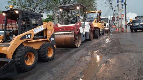 San Lorenzo: obras de reparación de asfaltado continúan en trasversales de Mariscal López - Nacionales - ABC Color