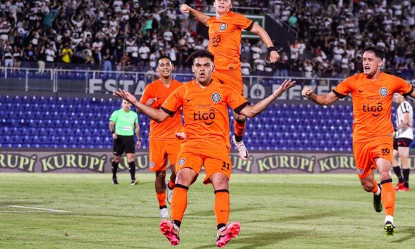 Olimpia se adueña del clásico blanco y negro