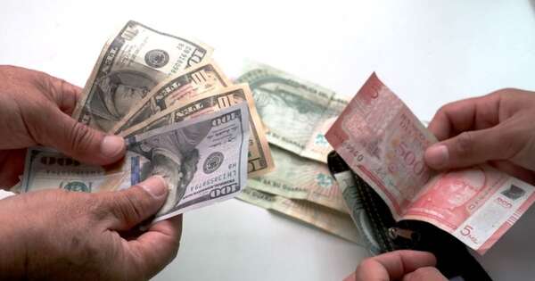 La Nación / Continúan elevando previsiones sobre cotización local del dólar