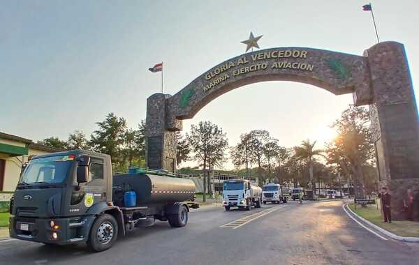 Envían nuevo contingente de camiones con agua potable al Chaco - Unicanal