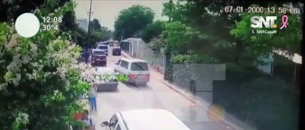 Conductora casi atropella a niños en San Antonio - SNT