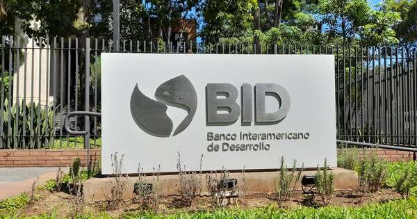 La Nación / Ministro de Economía y el titular del BCP representarán al país en conversatorio del BID