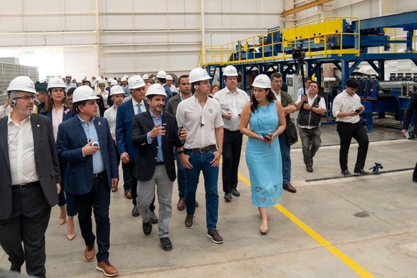 Peña inaugura fábrica de acero y destaca “gen emprendedor” paraguayo - ADN Digital
