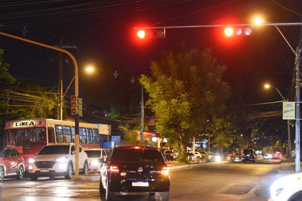¡Ya nada se salva! Municipalidad de Asunción denuncia robo de cables de semáforos del microcentro