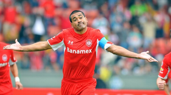 Versus / El emotivo homenaje del Toluca al inolvidable Paulo Da Silva