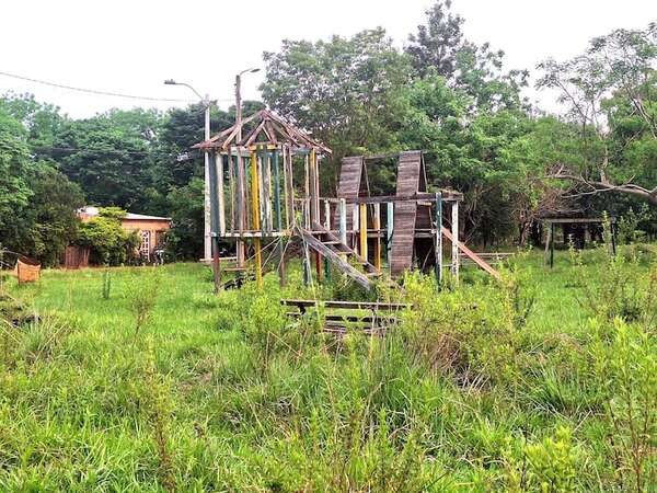 San Juan Nepomuceno: vecinos piden la reparación de la plaza del barrio San Luis - Nacionales - ABC Color