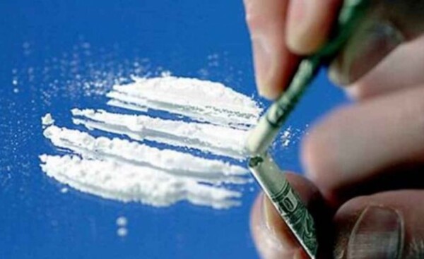Imputan a madre de niños de 3 y 9 años intoxicados con cocaína