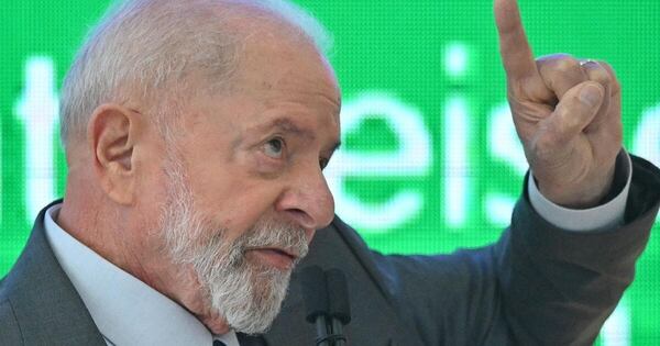 Diario HOY | Lula dice que herida en accidente doméstico fue “grave”