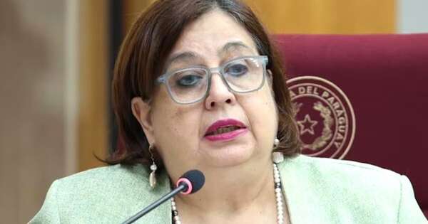 La Nación / Los bonos del IPS: la real motivación de Esperanza Martínez