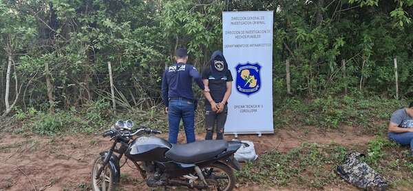 Capturan a joven con más de 3.000 kilos de marihuana en Tobatí - Policiales - ABC Color