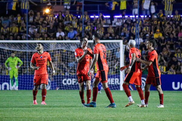 Nacional se frena en el empate frente a Sportivo Luqueño - Unicanal