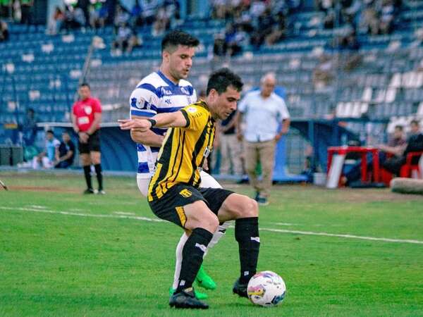 Daniel Pérez: “Vamos a luchar hasta el final, partido a partido” - Guaraní - ABC Color