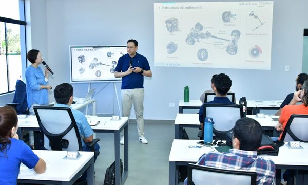 Se inició la segunda capacitación sobre mantenimiento de vehículos eléctricos en ITAIPU