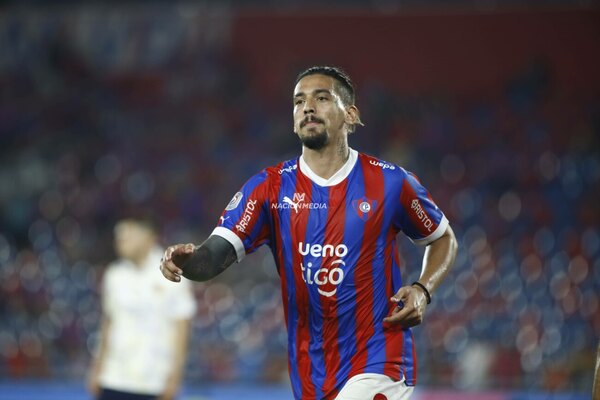Versus / "Xico" Da Costa ya es el tercer máximo goleador de Cerro Porteño en la temporada