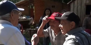 ¡EMOCIONANTE! SEIS HERMANOS SE REENCONTRARON LUEGO DE MÁS DE 60 AÑOS - Itapúa Noticias