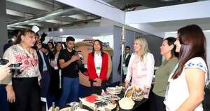 La Nación / El 56 % de los empleos en turismo es ocupado por mujeres