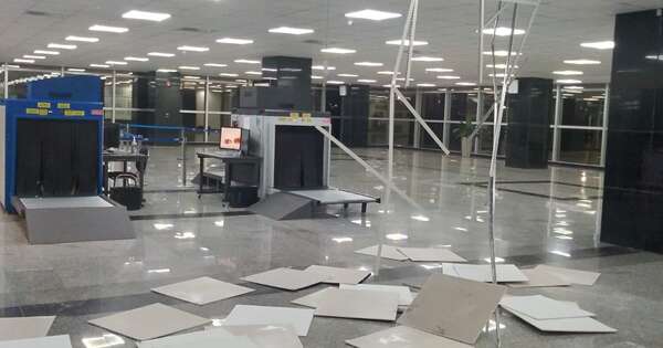 Diario HOY | Caída del cielorraso en el aeropuerto: “Es llamativo, es una obra nueva”